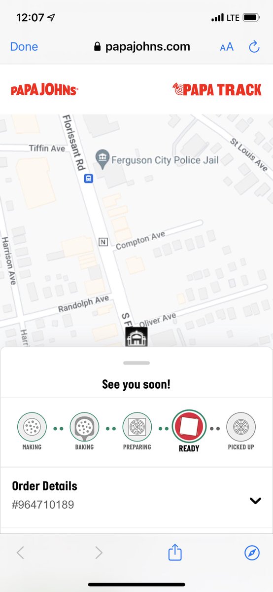 RedxStL's tweet photo. @AskPapaJohns when my order says it’s ready. I drive the 10 mins there and it’s not even in the oven yet 🤬🖕 https://t.co/hxOHrtGA6H