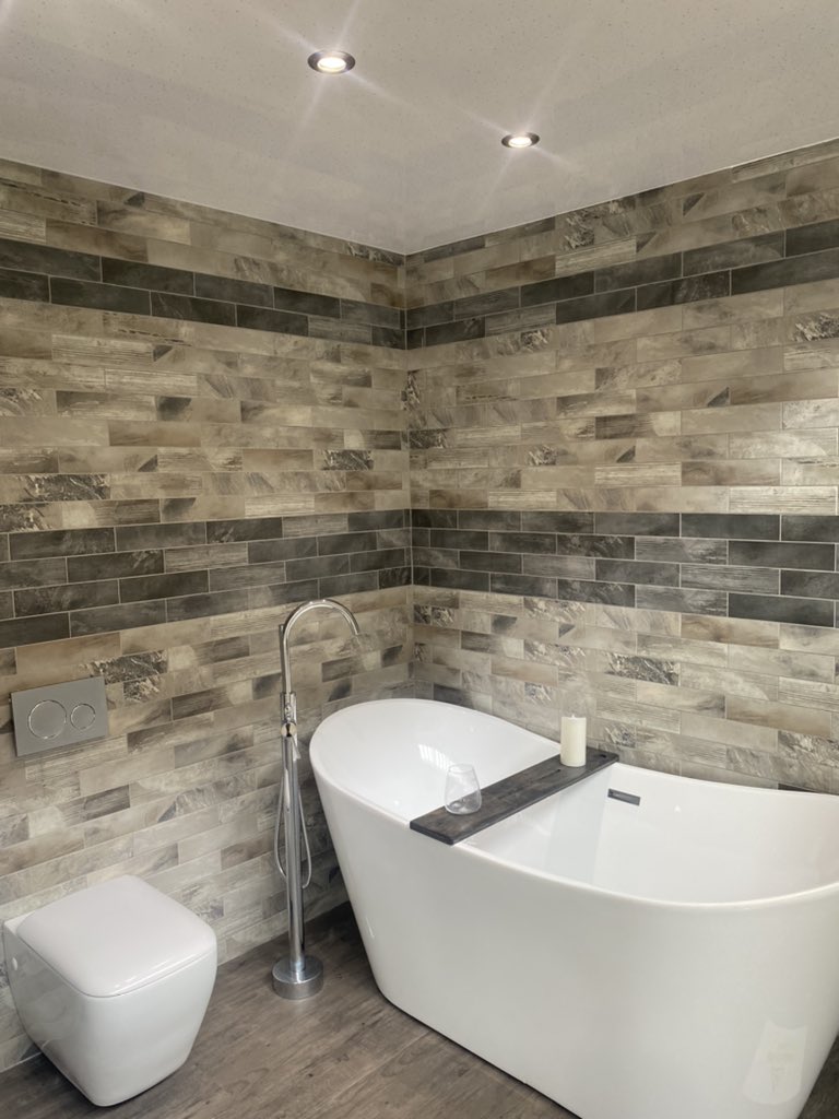 firstmaintenan1's tweet photo. Bathrooms 🎯 https://t.co/JRa8NMrC3V