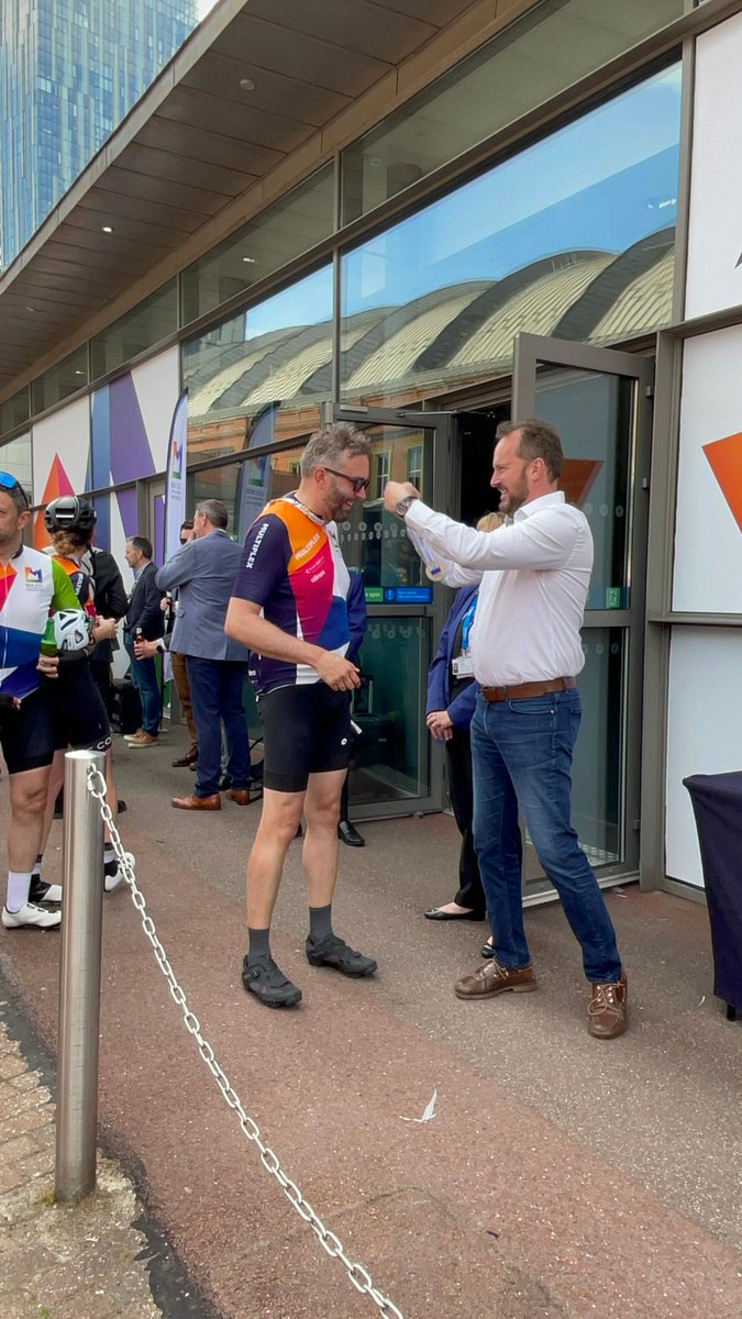 British Council for Offices tweet media