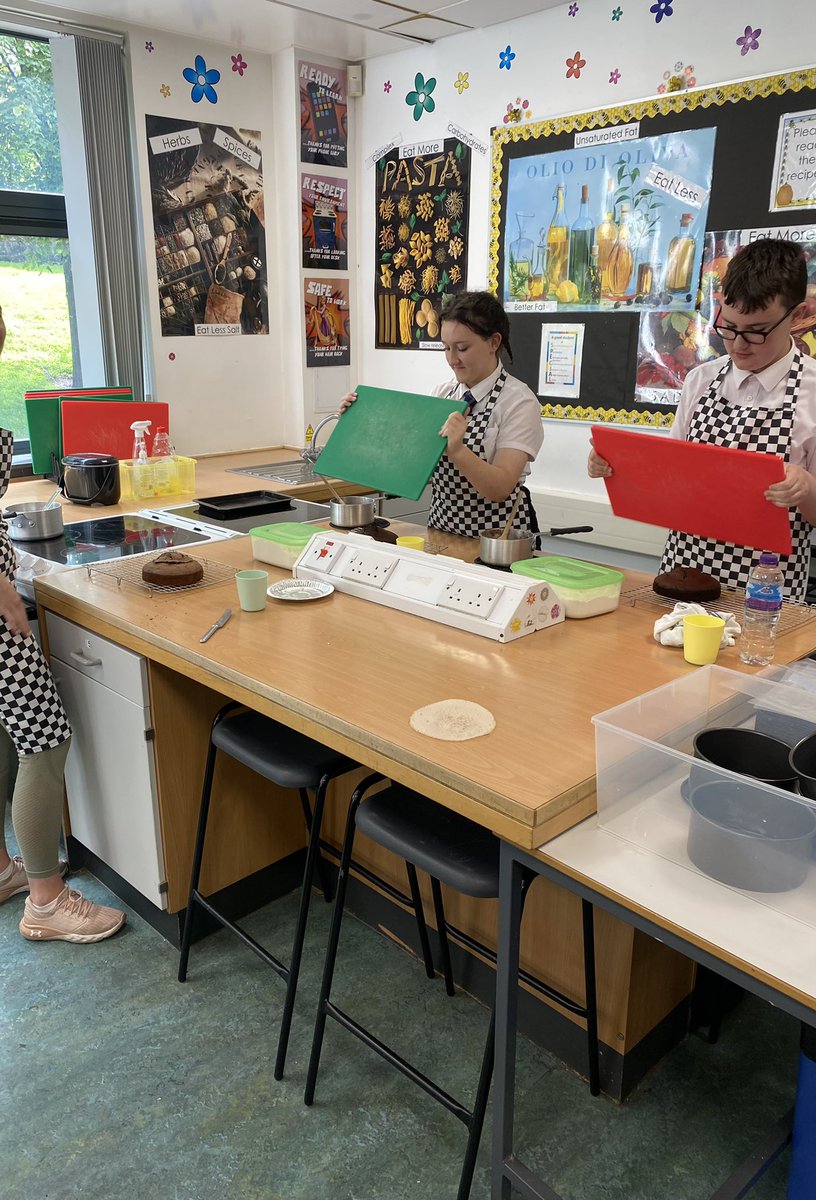 GHS_PEdept's tweet photo. A few action shots from our senior Sweet Treats Baking activity for #GHSWellbeingWeek
A lot of fun had by all and some delicious cakes baked! ππ€©π @GHSfalkirk https://t.co/n8ZvSvmmdM
