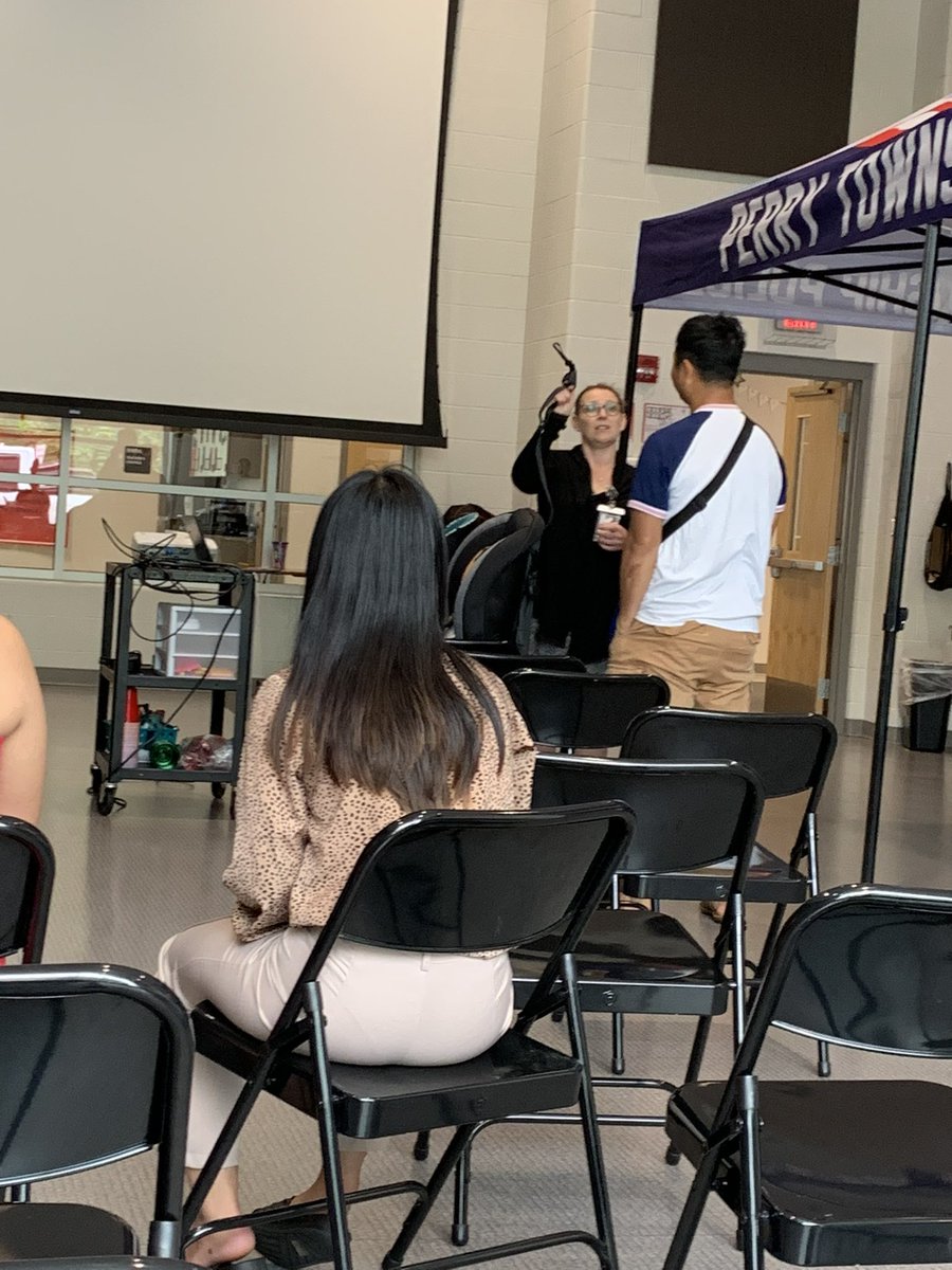 This week our Kindergarten Academies welcomed @PerryTwpSPD and @mawheatcraft from <a href="/IUMedSchool/">IU School of Medicine</a> to learn about car seat safety. Thank you to everyone for making this possible.