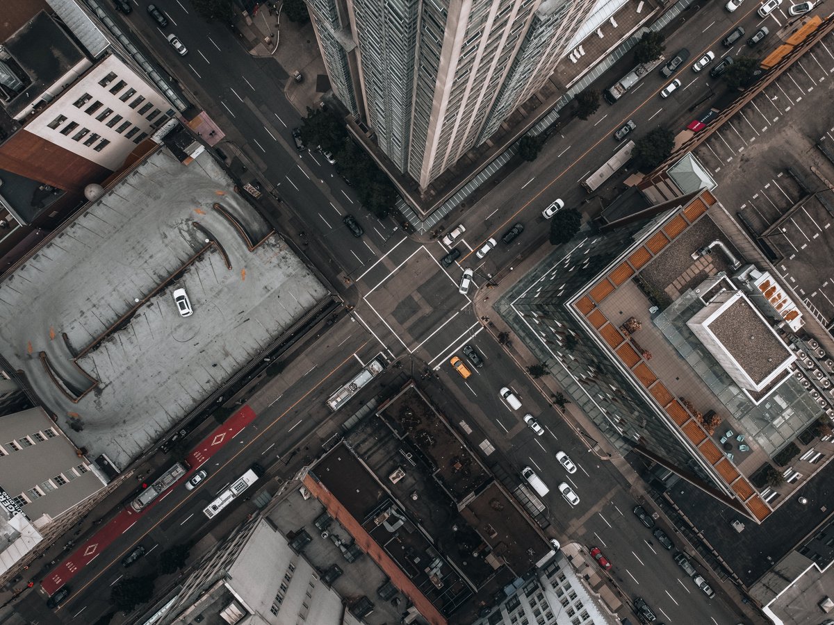 cktkwok's tweet photo. Trying to keep creating content with the #DJI Mini 1 while content creators are flying their #djimini3pro 😅

#Vancouver #dronephotography #topdown #streetphotography https://t.co/oPDJS2cWCM