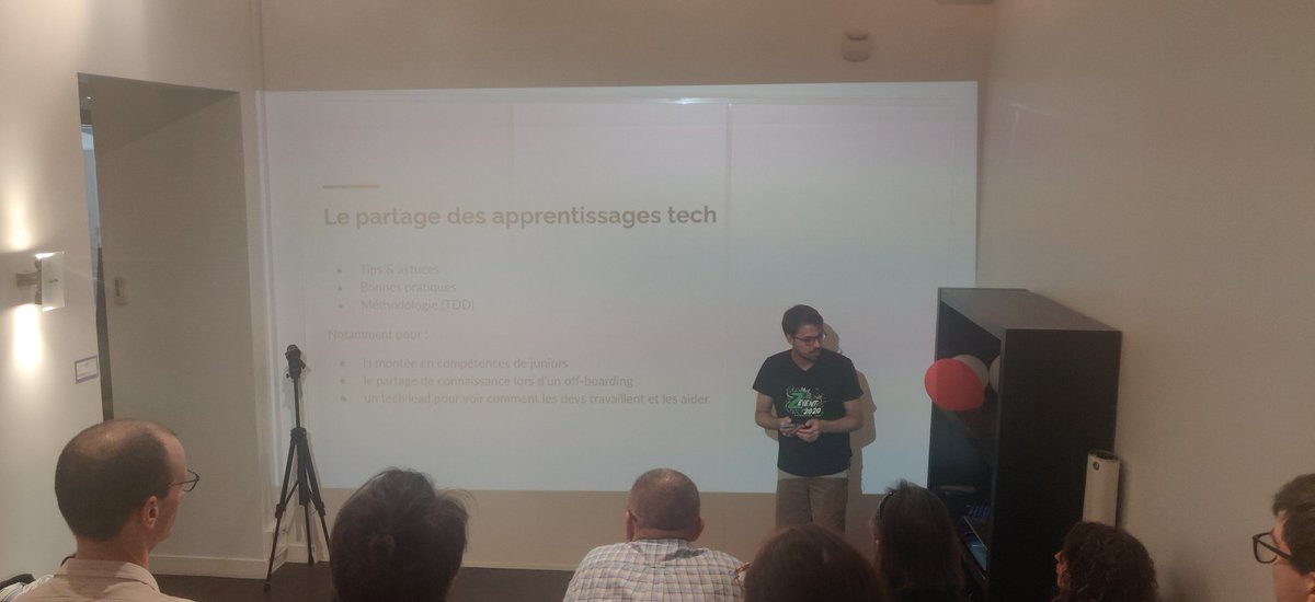 req__'s tweet photo. Aux @HumanTalksParis ce soir ! Avec entre autres @hugo36de de chez @bam_lab qui nous parle de mob programming 🧑‍💻🧑‍💻🧑‍💻 https://t.co/Vj3tQGeFEC