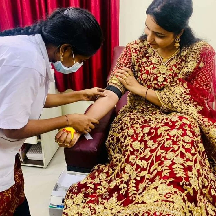farha_kousar's tweet photo. World Blood Donor Day.
RAJESH REDDY. ABHAYA FOUNDATION(BLOOD BANK)KAKINADA, KINDNESS AND HUMANITY OVERLOADED. IM PROUD 👏 ON U THAMMU MY ALLHA BLESS YOU 🙌 TO HELP NEEDY &amp; SAVE LIFE'S. THE POWER OF YOUTH RAJESH REDDY. @farhakousar7777777 https://t.co/OCZMx4eaLA