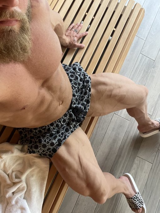 Sauna time 😮&zwj;💨 💦 https://t.co/8KGX5FvYx8