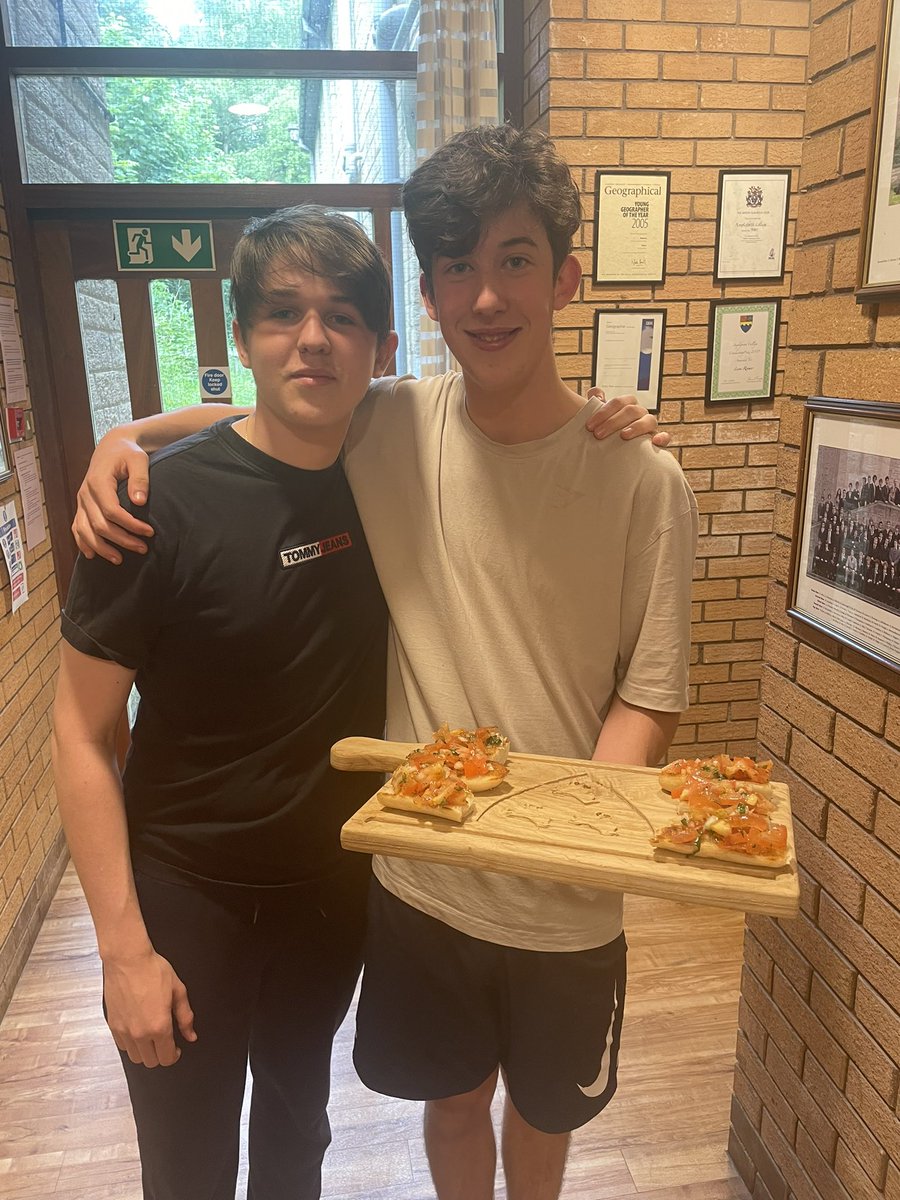 AmpColl_StThom's tweet photo. Exams are in full swing and good food is the order of the day!! https://t.co/egKeW6VOVW