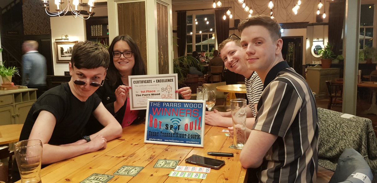 HotSpotQuiz's tweet photo. TUESDAY - @TheParrsWood in #Didsbury is where you can play the @HotSpotQuiz #SmartPhoneQuiz Powered by @SpeedQuizzing
It's FREE to play & starts at 8pm
Pizza & a Pint £10
Play Your Cards Right with a Ca$h Jackpot 💰💰
Book your @LynxTaxis now!
Don't be left #PorkScratching 😉👍 https://t.co/LGTqwjMnAa