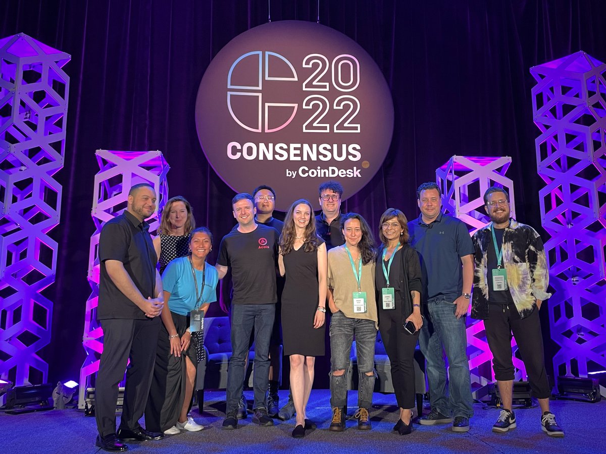 MoonbeamNetwork's tweet photo. 1/ #Consensus2022 was a HUGE success!✨

We're over the moon to have met with so many people from the Moonbeam &amp; greater #web3 communities to talk about building multi-chain apps, emerging trends, &amp; the future of interoperability!

Until next year 👋 @consensus2023 @CoinDesk https://t.co/XQ9Ncu5pyc