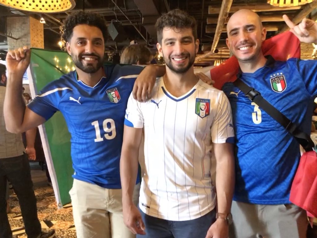 joe_cappuccino_'s tweet photo. Happy Birthday to the better Milanista in the Red Card Report @acmilan_eb - have a great day fratello mio https://t.co/EGPE1J2PGY