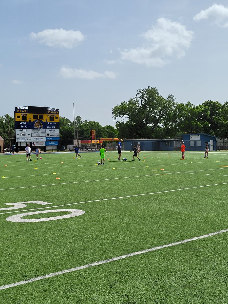 BHSBearSoccer's tweet photo. Bear soccer camp day 2 is in the books! We had a great time today. Our last day is tomorrow 10-noon at the stadium. #BearNation #BearSoccer https://t.co/4qTqsjPONE