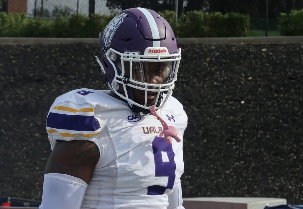 DraftDiamonds's tweet photo. 2023 NFL Draft Prospect Interview: Anthony Lang, DL, University at Albany https://t.co/NqxY6Zfewz #NFL #NFLDraftNews https://t.co/JxKynSDkNk