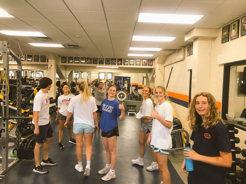 BollesHoops's tweet image. Weights for lunch! 💪🏾🏀
#offseason #Weightlifting #athletes