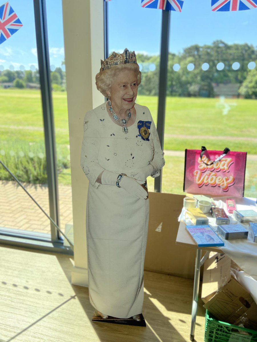 Marinadobson3's tweet photo. 2nd event for working together 4 Change for East Berks and Surrey. Absolutely amazing day with amazing people and amazing feedback. We ended with a disco - my goodness we needed that dance workout ! Loved it all! #dimensionsuk https://t.co/l2b7zBHE2l