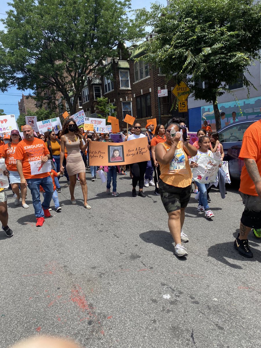 District 8 marched in Hunt Point today to end Gun Violence Thank you to all our Hunt point schools that came out today!