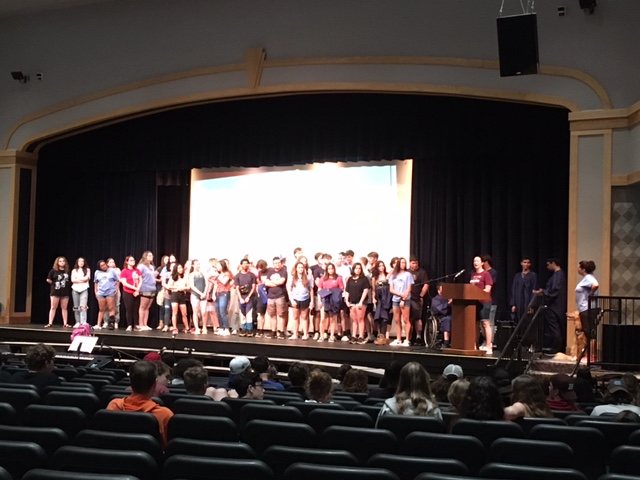 GanandaRACHS's tweet photo. HS Moving Up Day 2022
#GanandaProud @WeAreGananda https://t.co/Rm8NBbV81o