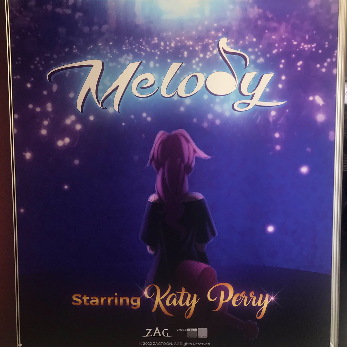 LePrinceKido's tweet photo. Passage au MIFA à #AnnecyFestival et en particulier sur le stand de Zag Studios pour qui je travaille depuis 1 mois comme character-designer sur le long-métrage d’animation MELODY dont @katyperry sera la voix principale !! 💜🎵✍🏻
@annecyfestival #melody #zagstudios #katyperry https://t.co/hXYSTksC2f