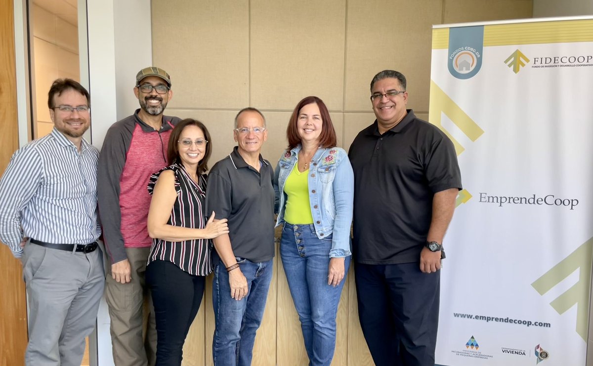 fidecooppr's tweet photo. 🔥Calentando🔥 motores con parte del equipo de #EmprendeCoop rumbo al Ciclo de 📚capacitación y 📈aceleración de 🌲🌲#cooperativas que comenzará en 🗓 agosto 2022.
¡Pendientes a lo que viene!👏👏👏
#QueremosInformarteCDBGDR
#CooperativasPR
#AceleradoraDeEmpresas
#FIDECOOP https://t.co/HBxIH8gCRw