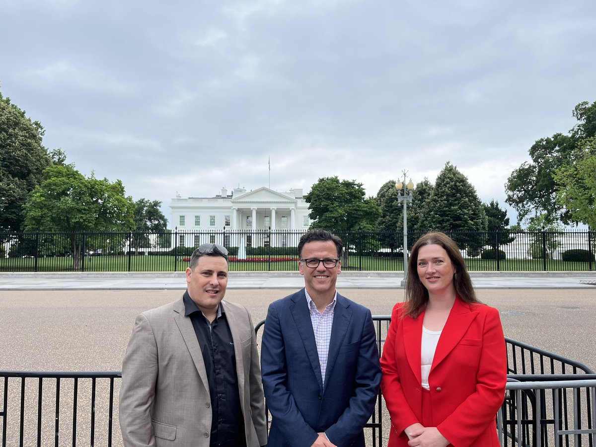 CaroBowler's tweet photo. Next up, met with the @CFPB to talk of our experience as an exchange and consumer protections. Quick nip around the corner to @WhiteHouse with Steve &amp; Austin repping @BlockchainAUS &amp; Elise Webb @elisewebb_ @AustradeUSA Really enjoying the beautiful setting of Washington DC. https://t.co/rA74mHdnHF