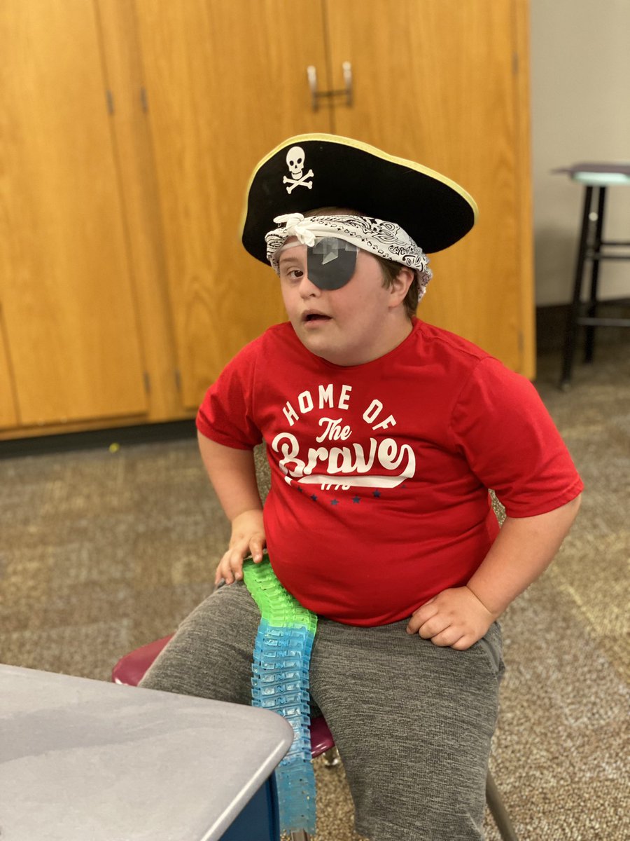ConnectionsCamp's tweet photo. Ahoy matey!  Pirate Day was a huge hit!  Campers had to navigate shark-infested waters while walking the plank AND a ring of ”fire” all while searching for buried treasure!  Aaaarrrggggghhh! https://t.co/8xqJpyaBdX