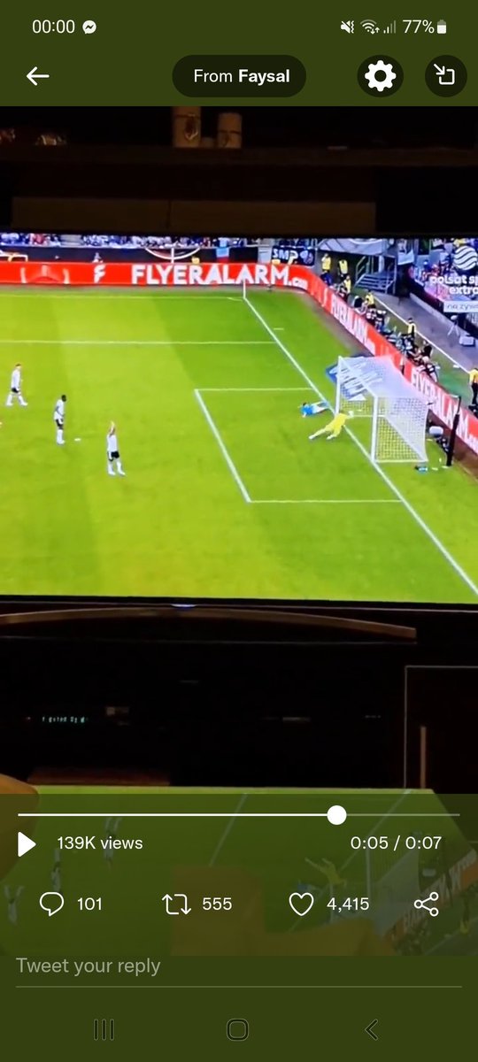 ibbyAFC's tweet photo. @kendallrowanx Went in but it looked offside anyway https://t.co/FWwTgcmU2j