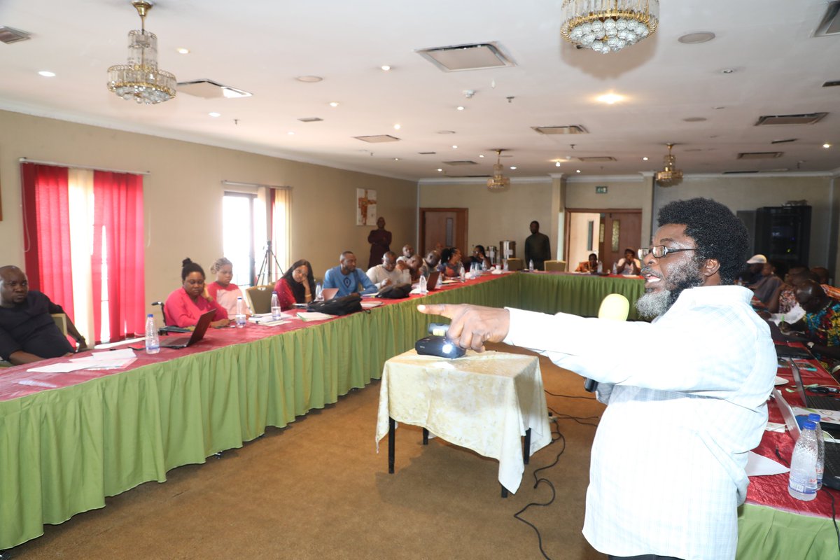 aneejnigeria's tweet photo. #ANEEJSCALEProject Presentation of Report – Analysis of NDDC Act, identification of gaps &amp; recommendation for amendment by the Consultant, Barr. Nosa Tokunbo at the Stakeholders meeting on Review of NDDC ACT. @NigeriaScale @USAIDNigeria @Ugolor @LAtakpu @ighodi @assuranceovie https://t.co/f6Pu9QuYdU