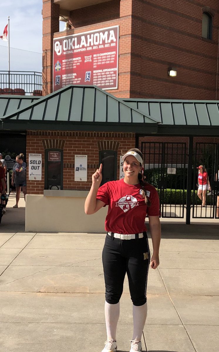 Thank you <a href="/OU_Softball/">Oklahoma Softball</a> for a great camp today and an inside look on that #ChampionshipMindset! It was an honor to be able to work with National Champions and play with such talented athletes!