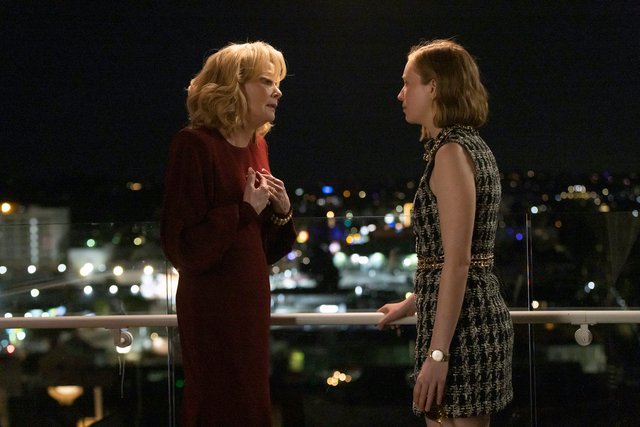 Variety's tweet photo. Jean Smart on working with Hannah Einbinder in #Hacks: “She is an extraordinary person in every way. I literally have turned to her with personal crises.” https://t.co/Ck8Fz4JUfK https://t.co/1AQjJ8qdvO