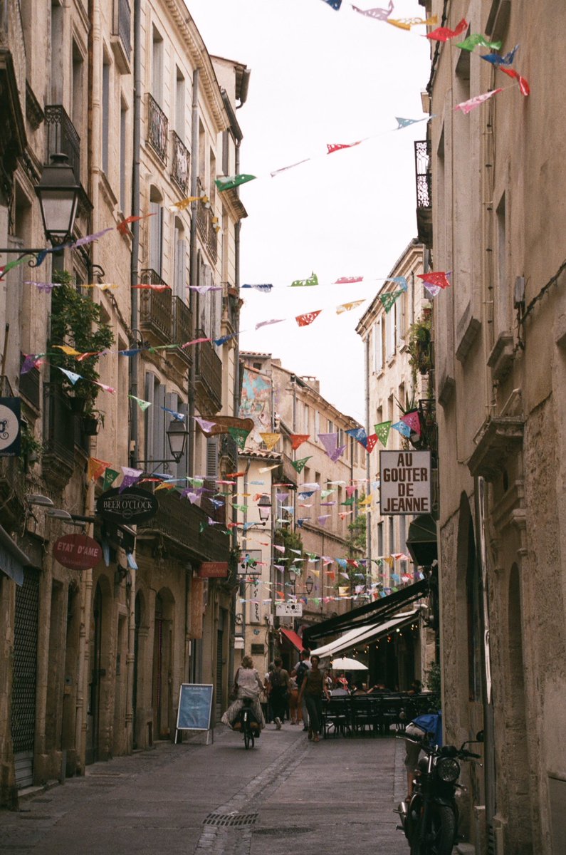 Siobhra101's tweet photo. Yup Montpellier 🤗 #35mm #Montpellier https://t.co/mHn4Im9yjM