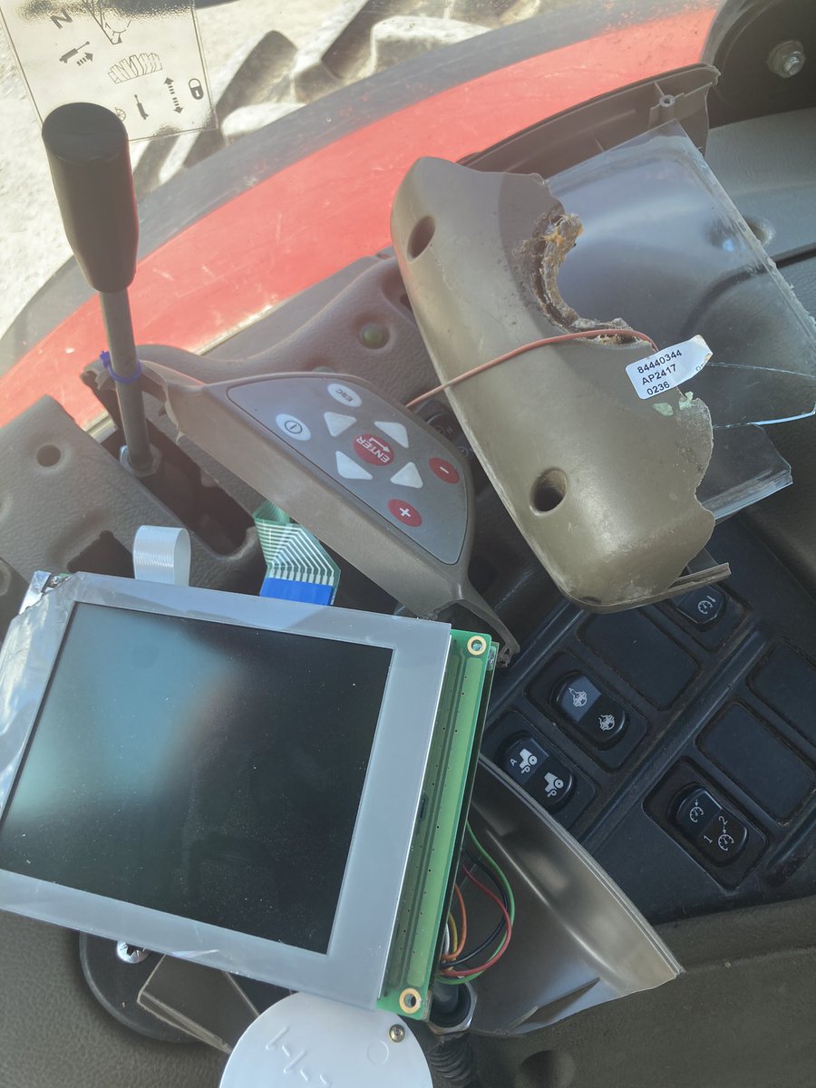 Looking for a a used big square baler monitor, for a Case 331.