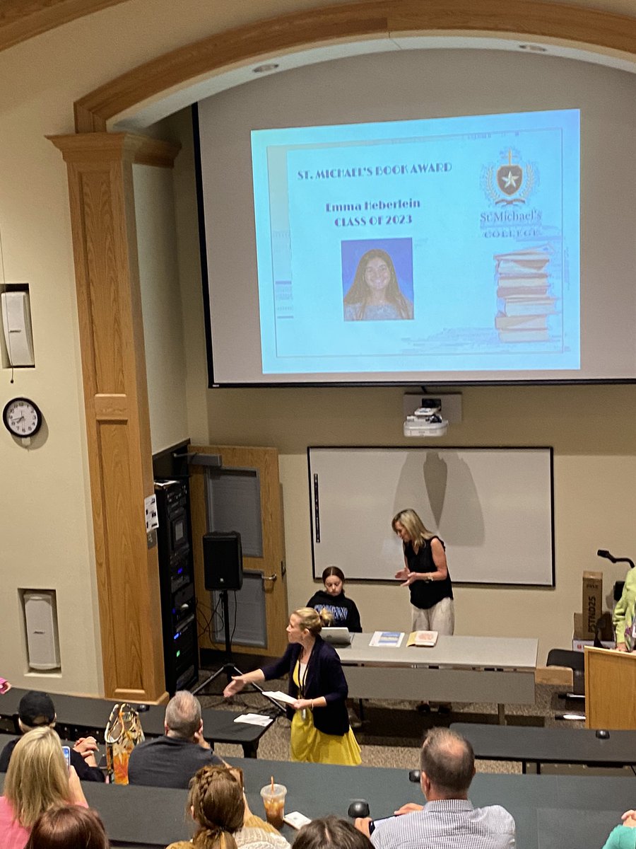RetiredMPSDSup's tweet photo. Congratulations to the MHS Juniors who were honored at this morning’s Book Awards Ceremony.  @BraitLara @MHSPPAL https://t.co/xsNNLtLIwv