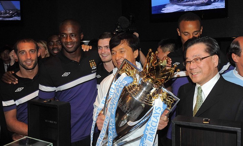 FootyHumour's tweet photo. Jackie Chan (1) has lifted more Premier League trophies than Steven Gerrard (0) https://t.co/20vytMiZKO