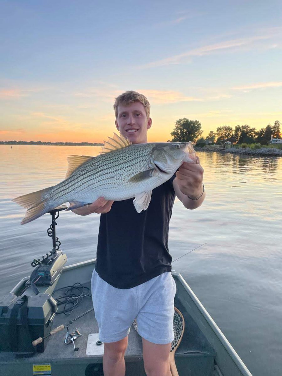 NeblandMagazine's tweet photo. Check out this whopper of a wiper one of the @NEGameandParks Naturalists from Schramm Education Center caught at Branched Oak SRA last week! Great catch Grant! 🐟
#OutdoorNebraska #WiperFish #Fishing #NebraskaFishing #wiper #fishing https://t.co/UAPynVbeEJ