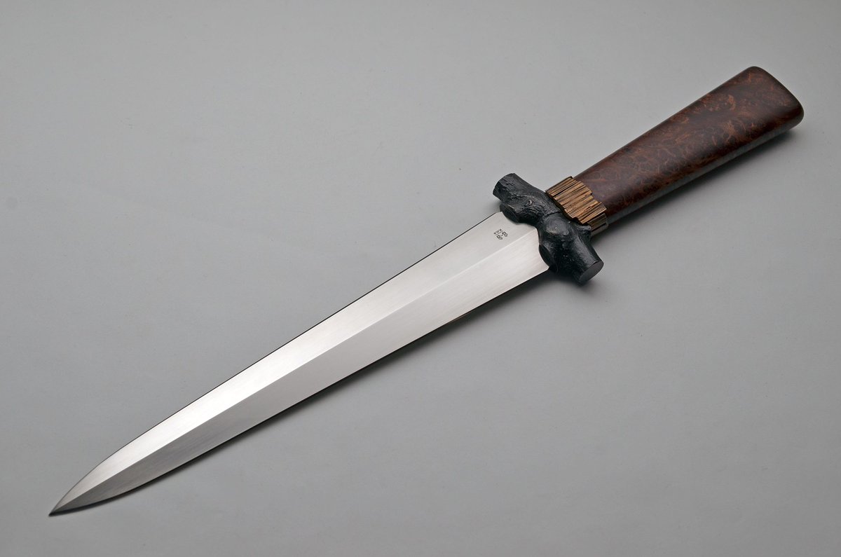 ExquisiteKnives's tweet image. KOS (Knives of Sweden) was a 2 person team from Sweden. I purchased this KOS art dagger many years ago and now it's time to allow someone else to enjoy it. For details and pricing, visit our website: bit.ly/3xPtPdT  #customknife #knifefanatic #knifeaddicts #knivesweekly