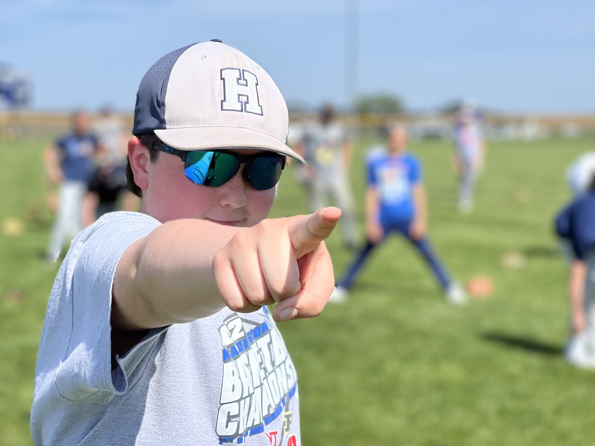 WHasko35's tweet photo. Pirates sweep Waterloo Columbus, winning their 6th straight game.
🏴☠️🎸⚾️🙌
#hudsonschools #MLB #ihsbb
#tuesdayvibe @CoachDPetersen https://t.co/mLKzKGb1ho