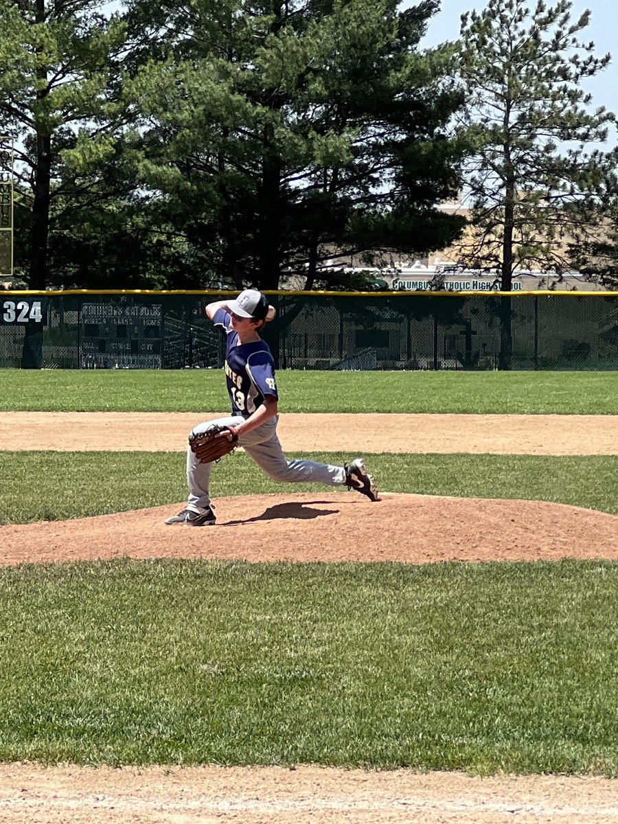 WHasko35's tweet photo. Pirates sweep Waterloo Columbus, winning their 6th straight game.
🏴☠️🎸⚾️🙌
#hudsonschools #MLB #ihsbb
#tuesdayvibe @CoachDPetersen https://t.co/mLKzKGb1ho