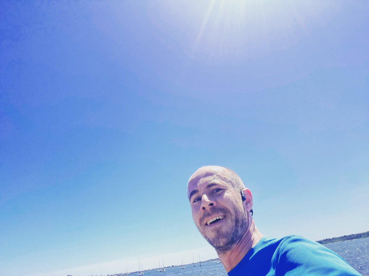 IronLoader's tweet photo. 13th #venesection yesterday &amp; managed a 10km run in the sun this lunch time today. Positive summer vibes &amp; feeling like light at end of the tunnel! 🏃🏽‍♂️ #haemochromatosis https://t.co/vmsDT90cYe