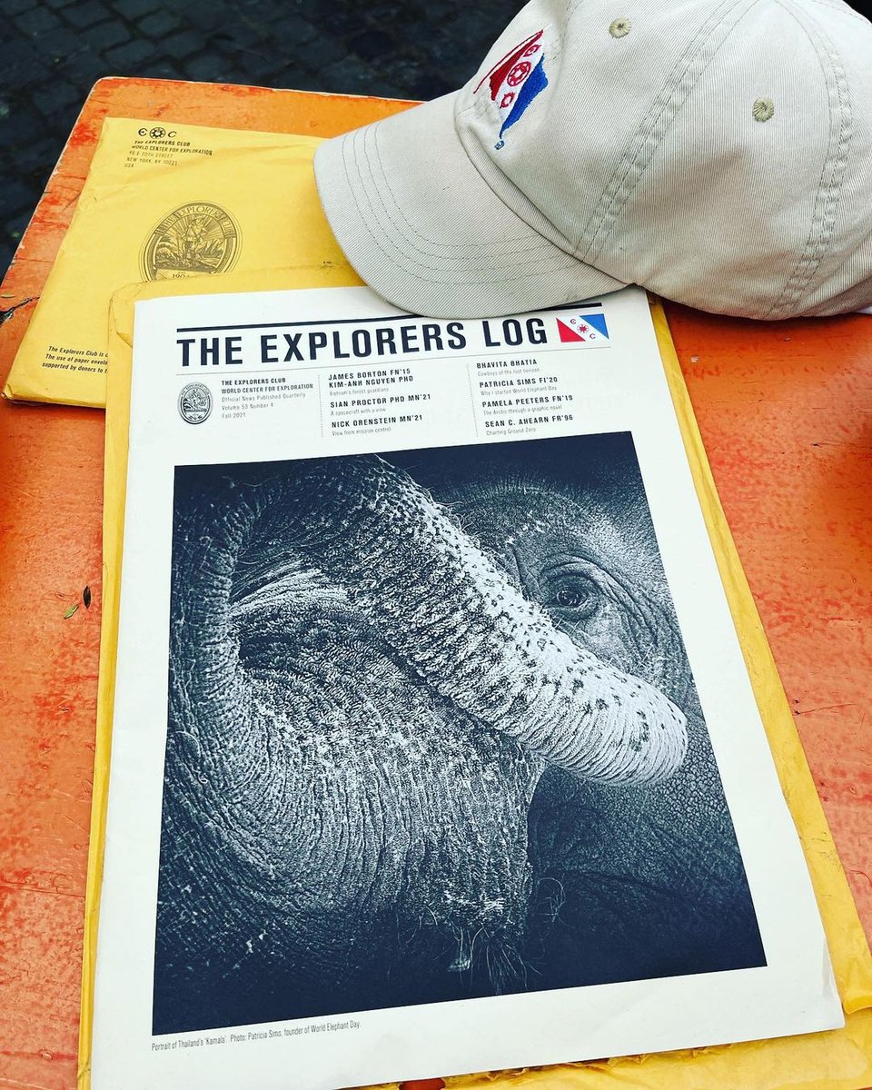 ExplorersClub's tweet photo. A couple of essentials to take on travels/expeditions. #ExplorersLog #ECLog #TBR
��: Francois Malherbe, TEC Member https://t.co/QcRG8xtvU9