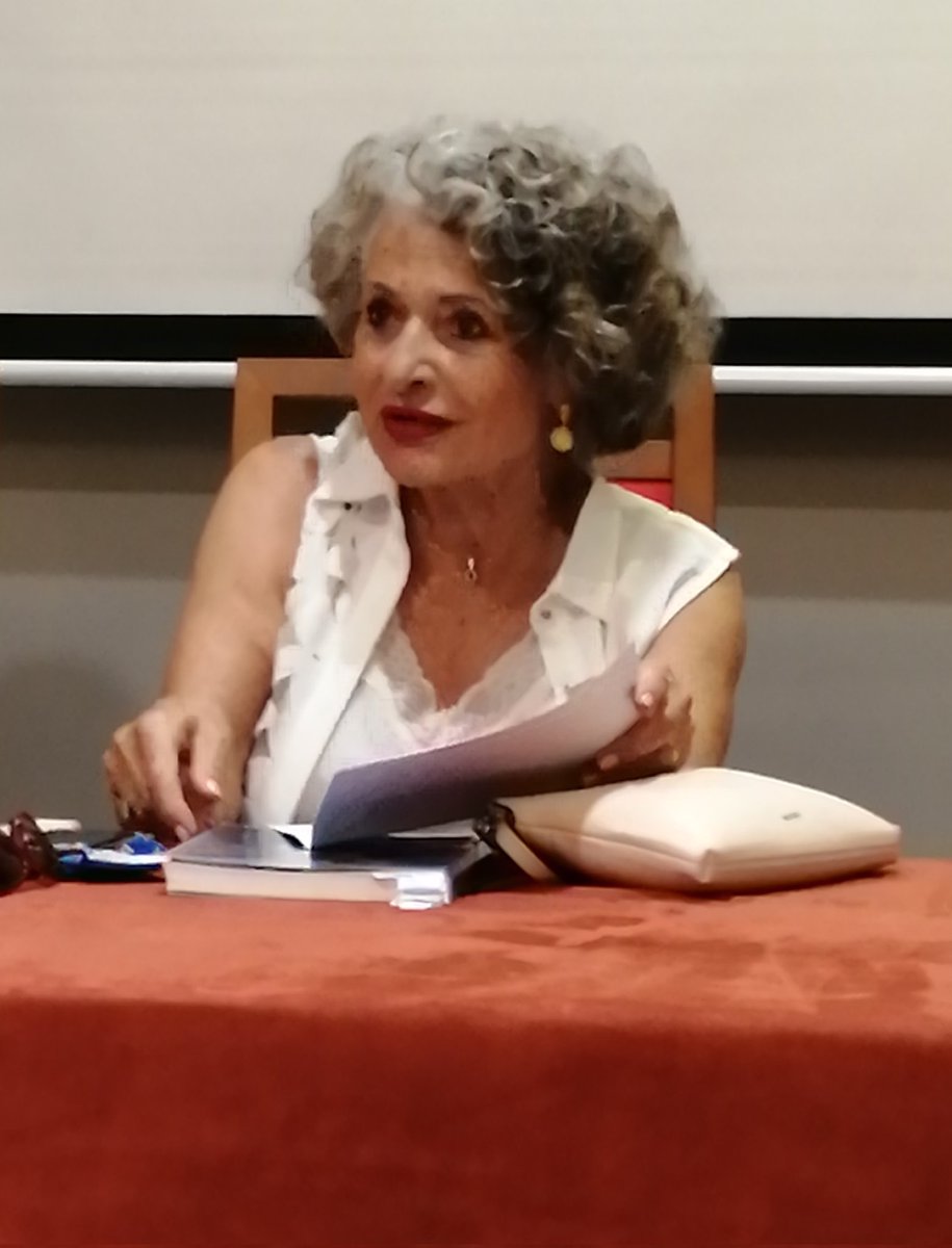 AcpiSomos's tweet photo. Concha Pelayo en la presentación de su último libro "ZAMORA. Tiempo de espera". Una obra muy trabajada según sus presentadores sobre hechos desde la transición hasta el presente. La reconocida periodista y escritora plasma una realidad contundente y apasionante @SullyFuentes1 https://t.co/dgrJh9Rd4B