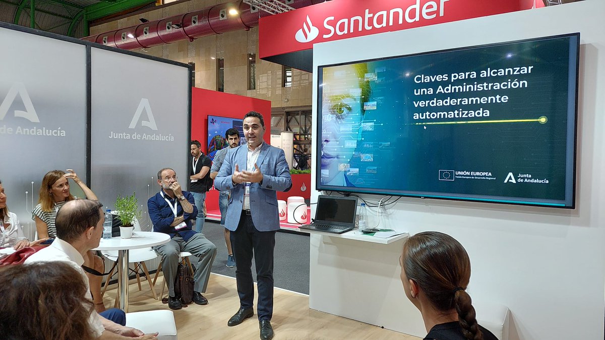 rgbolpof's tweet photo. Hoy he tenido la oportunidad de aportar mi visión sobre las claves para alcanzar una Administración verdaderamente automatizada, en el stand de @AndaluciaJunta @AgenciaDigAnd del @DES_show en Málaga. https://t.co/vjPTbkIUqd