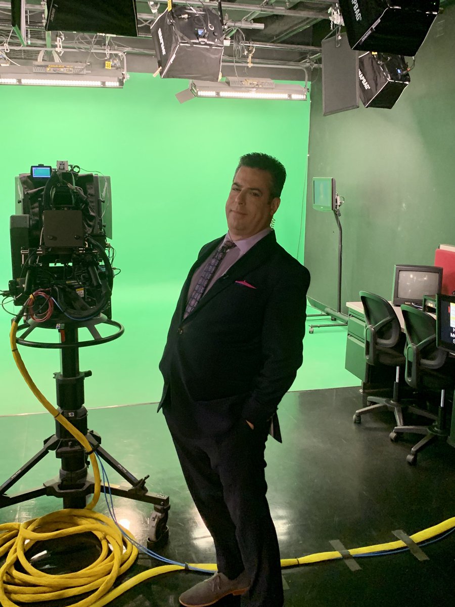 newsbell's tweet photo. An off-air, in-studio moment with ⁦@themattcast⁩ #goodguy #mensch https://t.co/Clhmc6MfI0