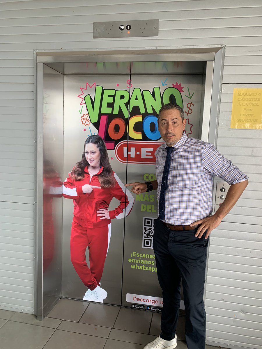 manulozano's tweet photo. Saliendo del mejor autoservicio, obvio @HEB_mexico me encontré a la guapa @soymtrevino pensé que era más alta!! @Abejasdeleonfem
Eso si, es a todo dar!
Gracias HEB #veranoloco https://t.co/jefNA4Ud7u