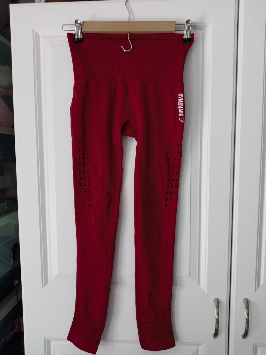PlantzSells's tweet photo. Listed more clothing buy on Mercari before its gone! #clothing #selling #mercari #mercarireseller https://t.co/lyZhOVj7GG https://t.co/OhdVfJPQpd