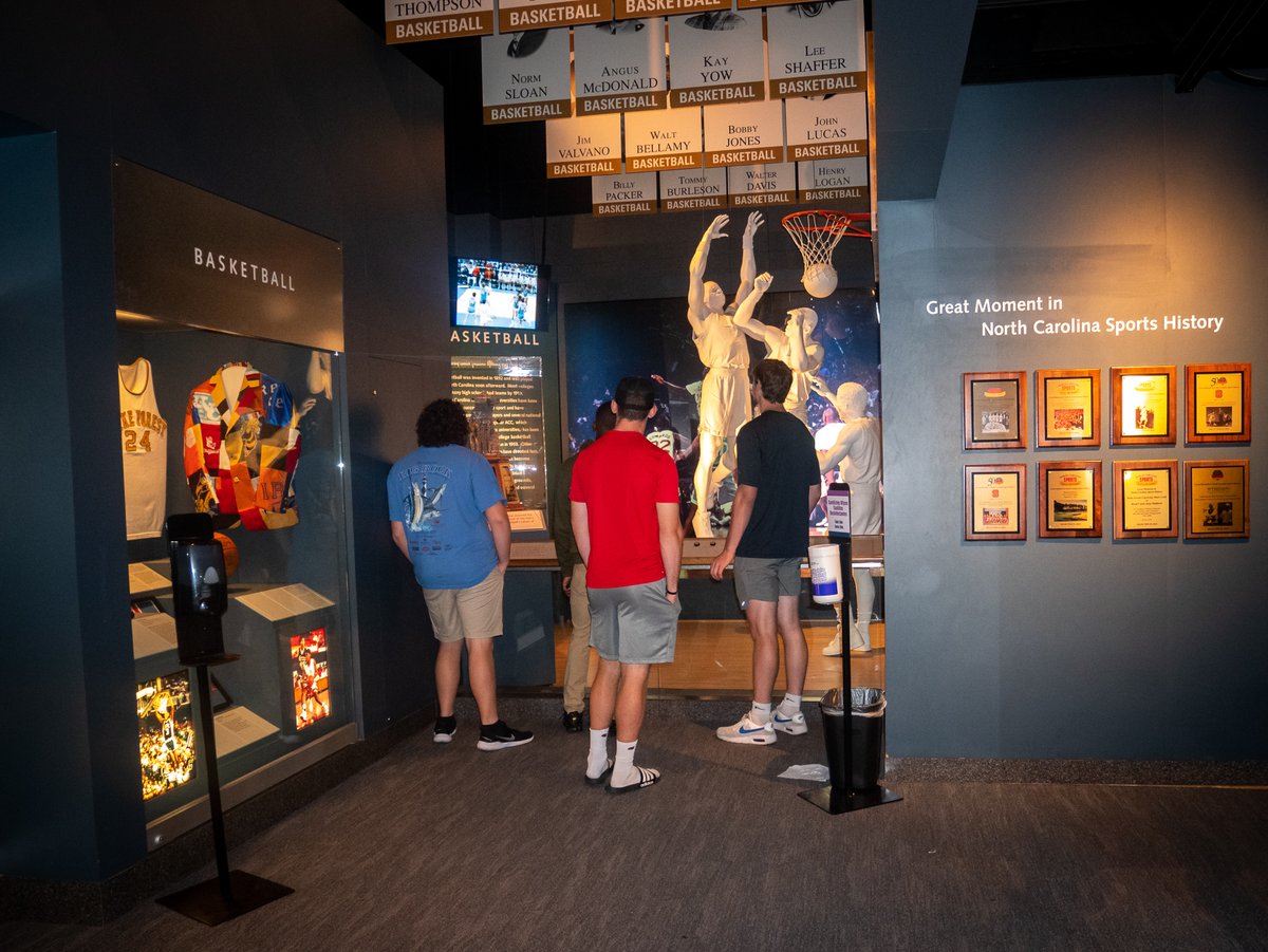 NCSportsHOF's tweet photo. 🤩🍎🤾 Get your school or student athlete involved in our Student-Athlete program by visit our website today. 👉🏻 https://t.co/KHEWs3yjOn We’d love to have you join us! #NSCHOF #StudentAthlete #StudentAthleteProgram #NCSports #OurSportsOurHistory #AmongLegends https://t.co/iEc7uR0cG4