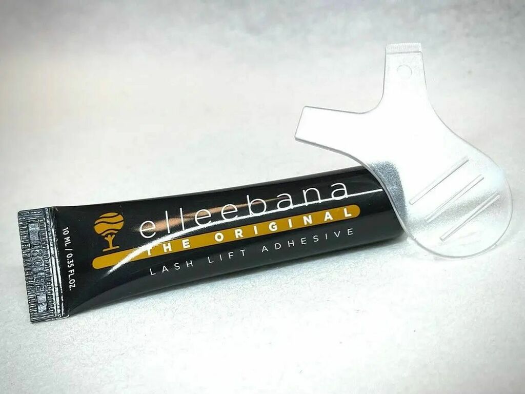 LoveLashBrow's tweet photo. Power Couple!!
#labapro
#lashandbrowsupplies
What’s your favorite Elleebana products? I call these my “Power Couples” because they make wrapping so easy! #lashbrowacademyusa
#thelashandbrowacademy #elleebanalashlift #elleebana #lashlift #lashliftadhesive
Reposted from @st… https://t.co/caacwylhCG