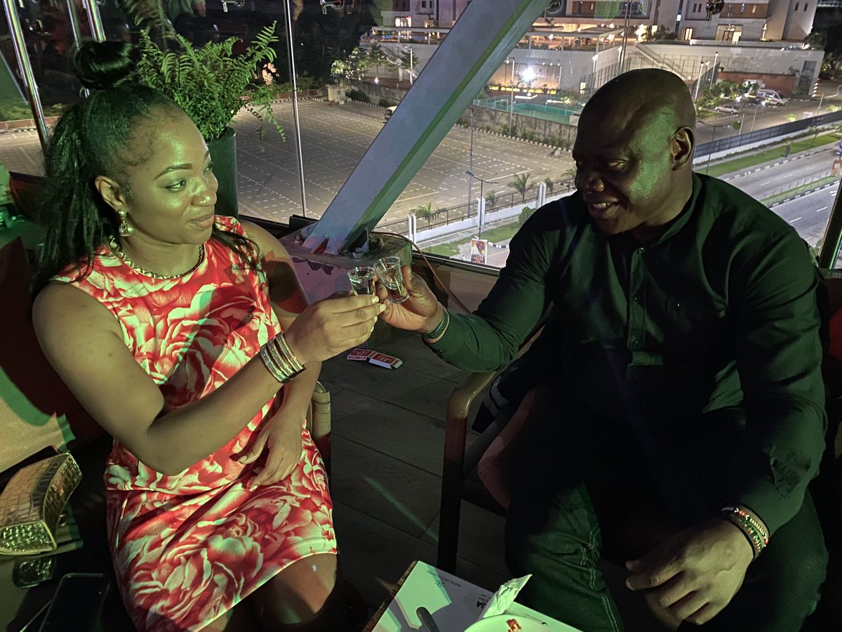 lionheart1759's tweet photo. I was hosted to dinner by  @bountyofjoyce in VI

Thanks for having me Joyce! 

#EndPolio 
#LionHeart
#ThinkAfrica 
#LondonToLagos https://t.co/pElX4lx2ey