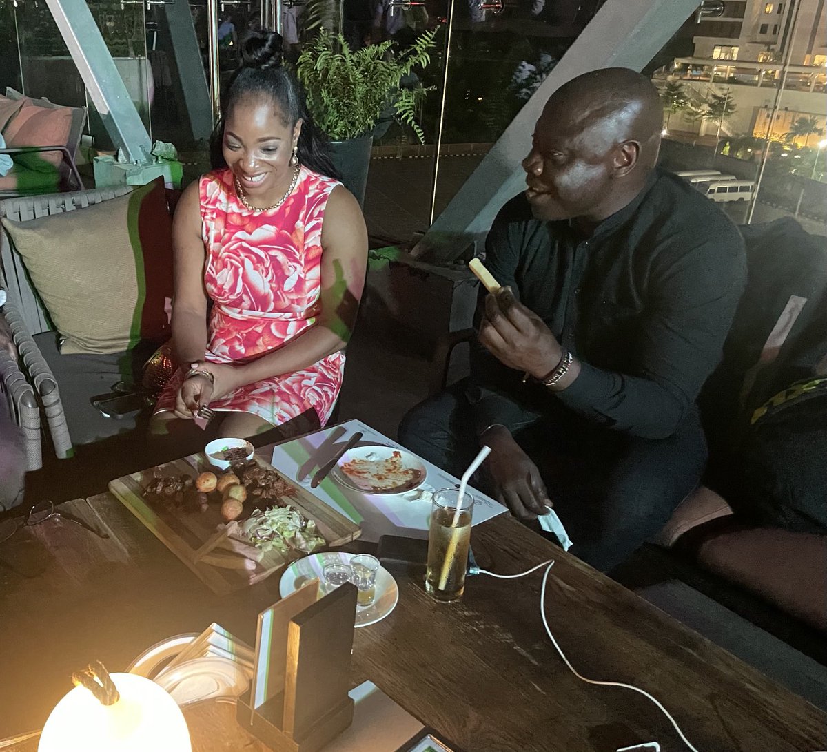 lionheart1759's tweet photo. I was hosted to dinner by  @bountyofjoyce in VI

Thanks for having me Joyce! 

#EndPolio 
#LionHeart
#ThinkAfrica 
#LondonToLagos https://t.co/pElX4lx2ey