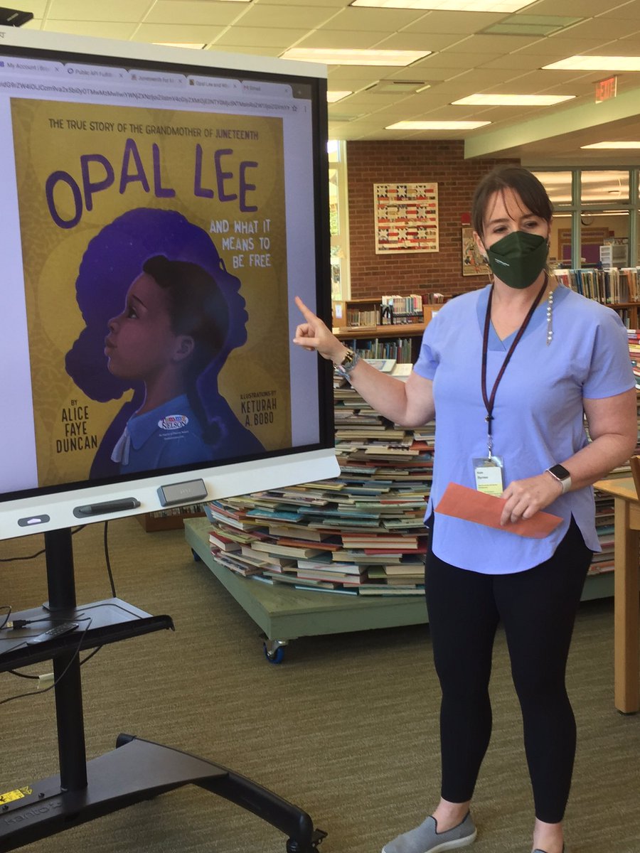 MrsBaezteaches's tweet photo. Today we learned all about Juneteenth with Ms. Byrnes in the library! Ask your child what they learned... https://t.co/VQkIhPDRTu