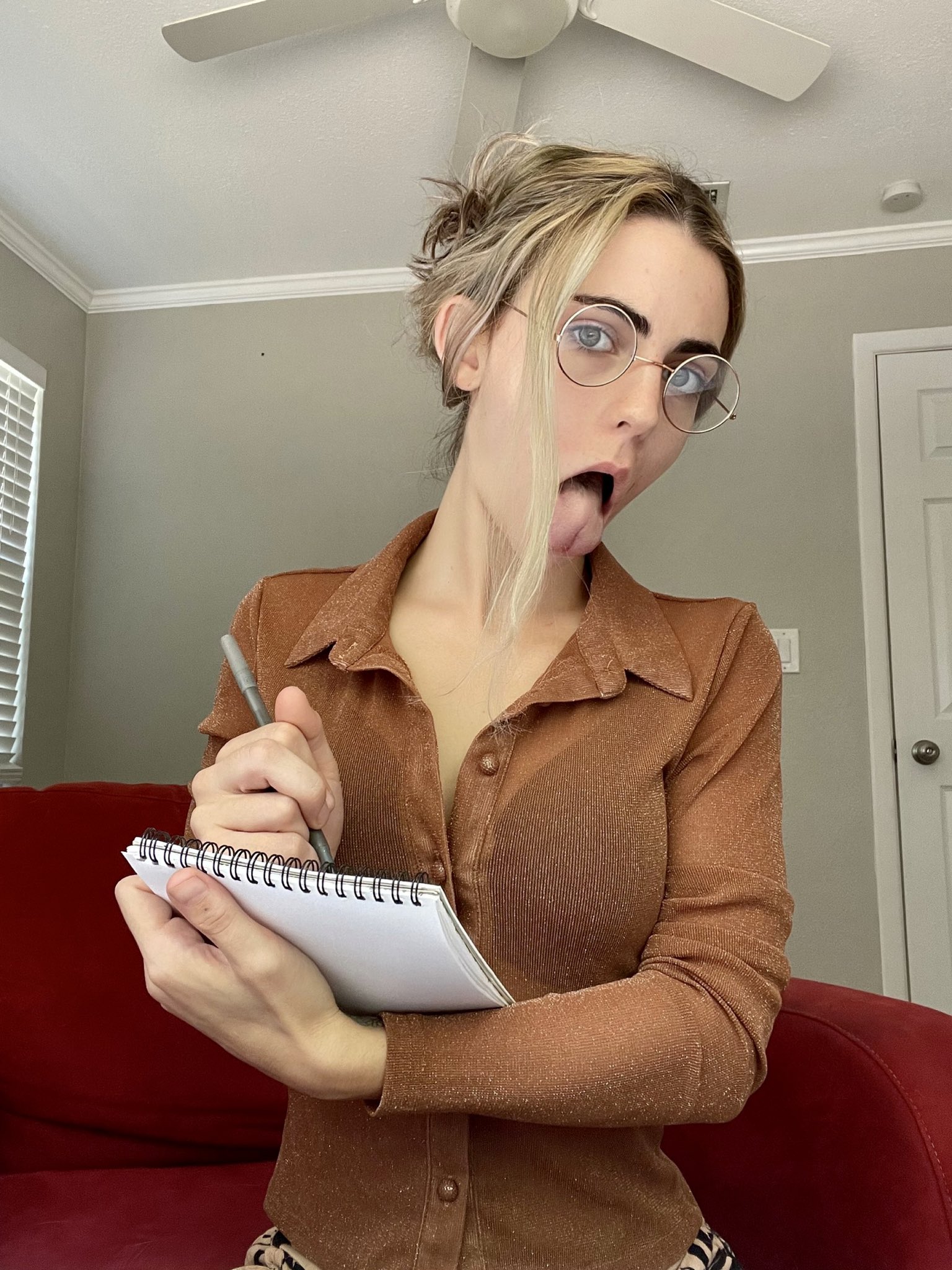Sugarylove Onlyfans: Is It All Just A Big Illusion? - lrgzb8u