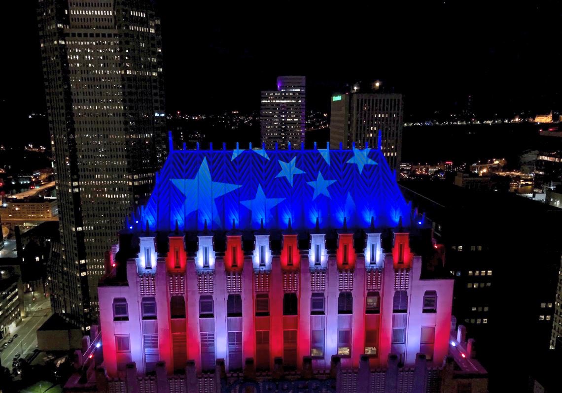 Gulf_Beacon's tweet photo. Happy Flag Day! 🇺🇸 

The @Gulf_Beacon and the Koppers Building will shine bright Stars and Stripes tonight. ♥️🤍💙

https://t.co/ELXJb1roug
#RugbyRealty #RexxHallRealty #DraxxHallManagementCorporation #PropertyManagement https://t.co/0WpyX7Qh3u