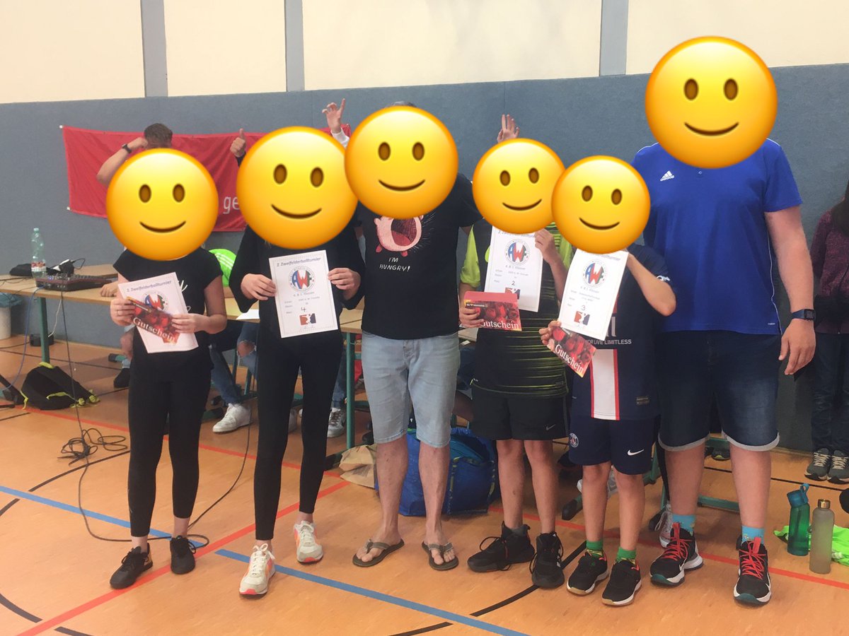 Dickes Dankeschön an die #franckeschule für die Organisation des 2. Fair-Play-Zweifelderball-Turniers für acht 4. und 5. Klassen aus Magdeburg. Essen, Urkunden, Preise, alles war dabei! Glückwunsch an <a href="/herr_jammi/">herr_jammi</a> zum 1. und der 5. Klasse der #GmSWille zum 3. Platz! #MD